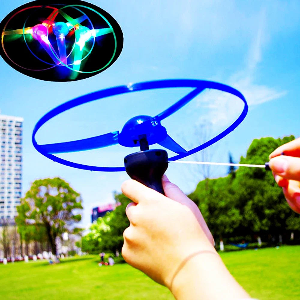 Lancement du disque volant Spin Glow en extérieur